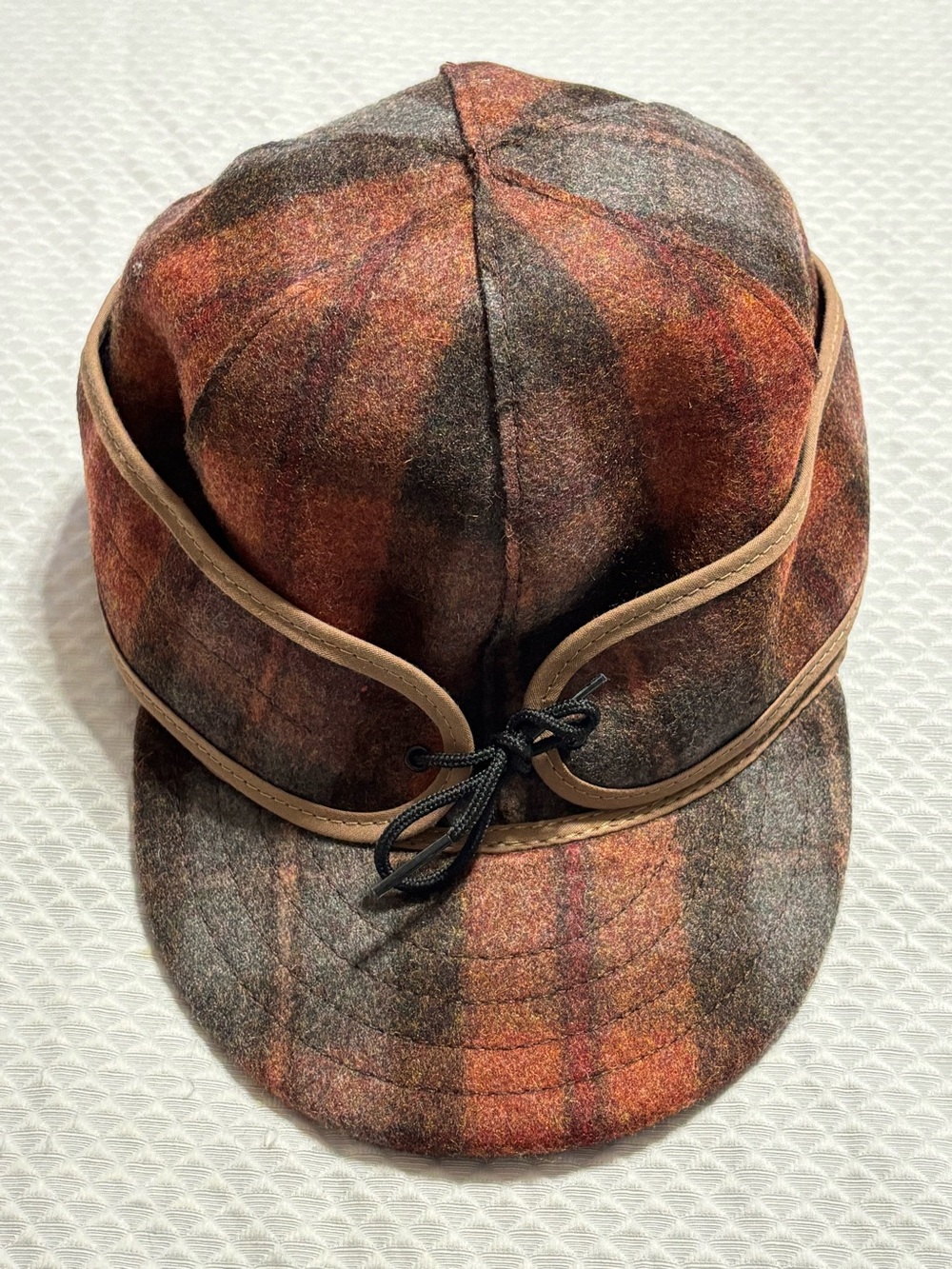 Stormy Kromer Men's Plaid Wool Cap with Tan Trim - Rust and Brown